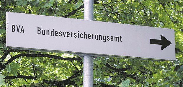 Aufsichtspraxis soll einheitlicher werden Ein Wegweiser in Bonn. Wohin es bei der Kassenaufsicht gehen soll, wird derzeit in der Koalition diskutiert. Auch die Länder werden mitreden.