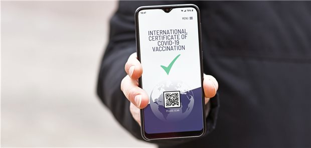 Bundesregierung hält Ausnahmen für Geimpfte und Genesene für nötig Ein digitaler Nachweis, gegen Corona geimpft zu sein: Inwieweit wird das künftig Ausnahmen von geltenden Kontakt- und Ausgangsbeschränkungen bedeuten? Darüber wird am Montag beim Impfgipfel diskutiert. (Symbolbild)
