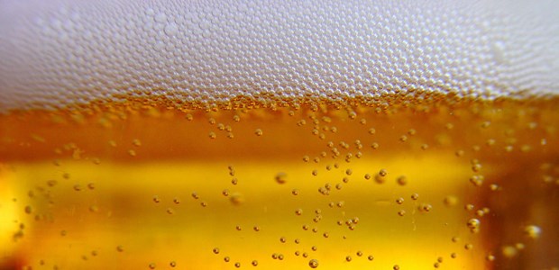 Mehr als zwei Bier am Tag merkt sich das Hirn Ein kühles Blondes: Wie so oft macht die Dosis das Gift.