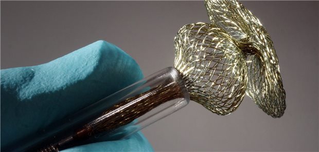 Bayern und Baden-Württemberg warnen vor Versorgungsengpässen bei Medizinprodukten Ein medizinisches Implantat, das zur Behandlung von Defekten der Herzscheidewand eingesetzt wird. Bayern und Baden-Württemberg möchten Verbesserungen bei der Umsetzung der Europäischen Medizinprodukteverordnung anstoßen.