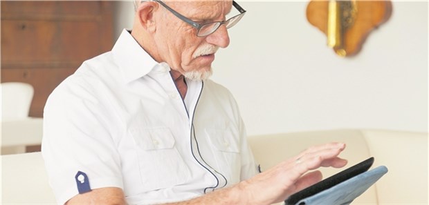 Onkologen setzen auf die Eigenwahrnehmung Ein neues Modul soll Ältere an eHealth annähern.