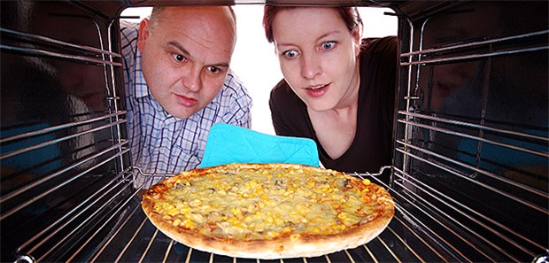 Mit besserer Ernährung jeden zweiten Herztod vermeiden Ein vermehrter Verzehr von Weißmehlprodukten wie Pizza hat in den letzten Jahren zu einer Zunahme von Herzkreislauf-Erkrankungen geführt.