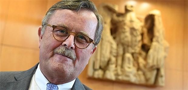 Schluss mit Gerangel um Notfallversorgung! Ein vernünftiges Miteinander von Kliniken und niedergelassenen Ärzten beim Thema Notfallversorgung wünscht sich BÄK-Präsident Montgomery.