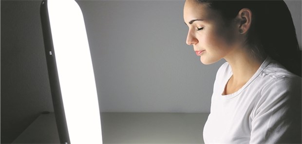 Lichttherapie wirkt auch bei Manisch-Depressiven Eine 7000 Lux-Therapie zur Mittagszeit zeigte in der Studie Wirkung.