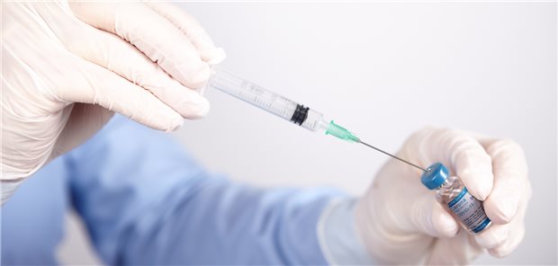 Eine Impfung gegen COVID-19, auch wenn sie unvollständig ist, schützt wohl vor kardiovaskulären Ereignissen infolge einer SARS-CoV-2-Infektion.