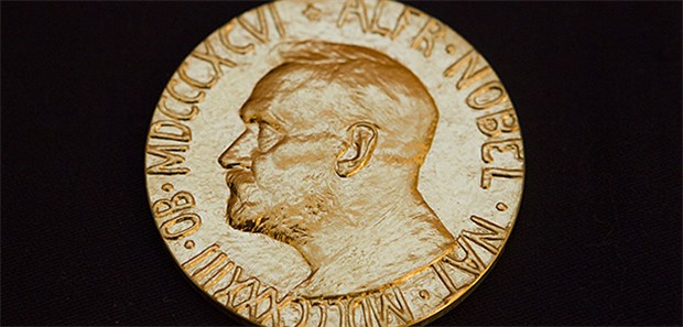 Nobelitis – eine ganz besondere Krankheit Eine Nobelpreismedaillie: Ein Gewinn kann die Nobelitis auslösen, so ein Buch.