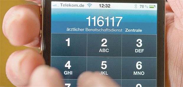 Außer Spesen nichts gewesen Eine Nummer, keine politische Lösung: Die Notdienst-Reform in Nordrhein ist ein Scherbenhaufen.