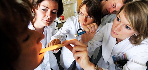 Allgemeinmedizin ist die Nummer eins Eine Tätigkeit als Hausarzt ist aktuell das Berufsziel Nummer eins der Medizinstudenten.