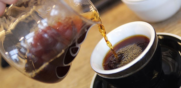 Kaffee trinken senkt die Gefahr Eine Tasse Kaffee - für viele ein Genuss.