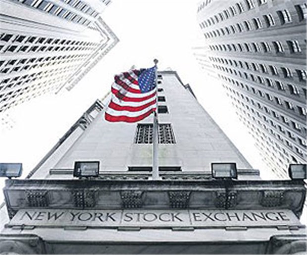 Totgesagte leben länger Eine Trendwende im US-Zeitungsmarkt prognostizieren Börsianer der Wall-Street.
