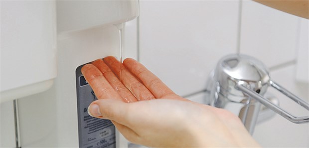 Viele Krankenhausinfektionen wären vermeidbar Eine der effektivsten Hygienemaßnahmen: Händedesinfektion.