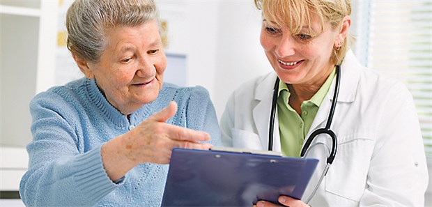 Bessere Kommunikation, höhere Therapietreue Eine empathische Kommunikation kann Komplikationen verringern.