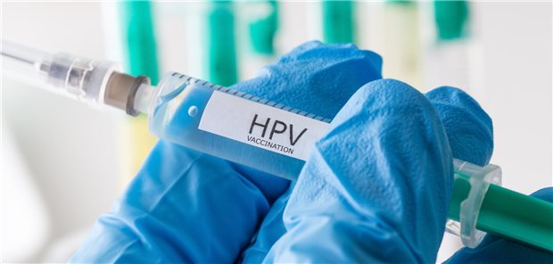Spritze mit der Aufschrift HPV