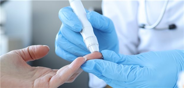 Eine gute Blutzuckerkontrolle von Diabetespatienten mit COVID erhöht deren Überlebenschancen.