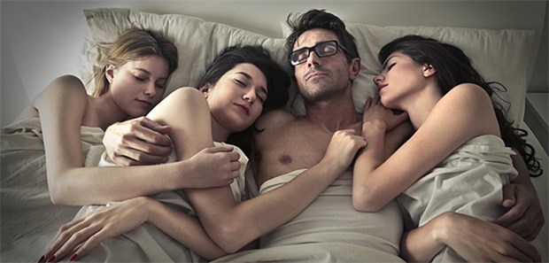Herztod beim Sex: Wohl eher eine Rarität Eine neue Studie von Kardiologen beruhigt: Weniger als ein Prozent der Herzstillstände ist demnach in zeitlichem Zusammenhang mit sexueller Aktivität aufgetreten.