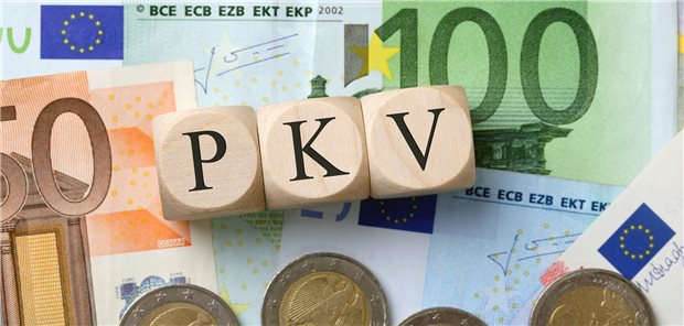 Eine private Versicherung kann zur Übernahme von Behandlungskosten verpflichtet sein, auch wenn die Behandlung medizinische nicht notwendig ist. Der Grund ist die „Vertrauenshaftung“.