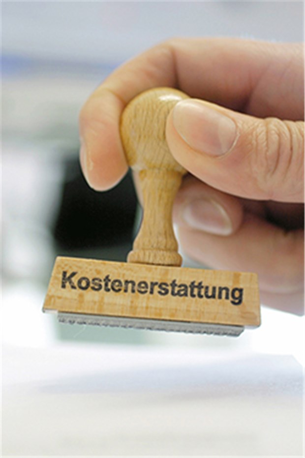 Hanseaten wollen es notfalls "krachen lassen" Einführung der Kostenerstattung und damit Ausstieg aus dem bisherigen Honorarsystem sind das Drohmittel des KV-Vorstands.