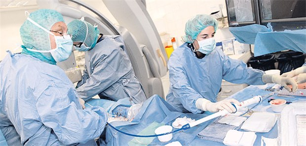 Wie kommen Innovationen ins System? Einführung eines Stents. Viele Kliniken beantragen Entgelte für neue Untersuchungs- Behandlungsmethoden.
