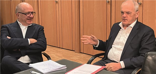 Einig in der Bewertung: Zerstrittene KVen werden nicht Ernst genommen: Dr. Norbert Metke (li) und Dr. Johannes Fechner.
