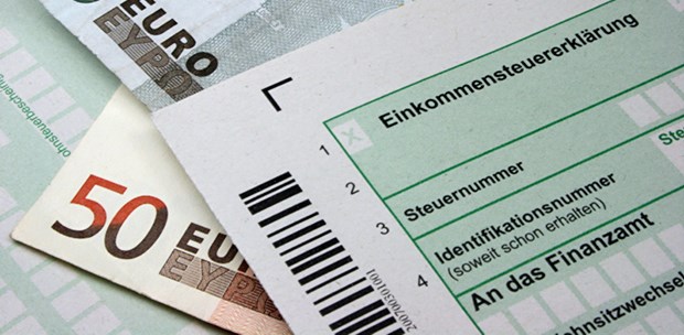 Steuern sparen nur mit Vorab-Attest Einkommenssteuer: Steuernachlass für Krankheit nur bei Vorab-Attest.