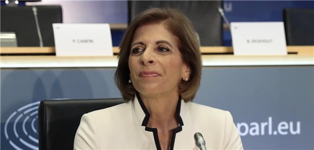 Vorbehalte gegen Gesundheitsunion bleiben bestehen EU-Gesundheitskommissarin Stella Kyriakides.