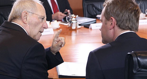 Gesundheitsfonds soll bluten Eintracht mit erhobenem Zeigefinger: Schäuble und Bahr.