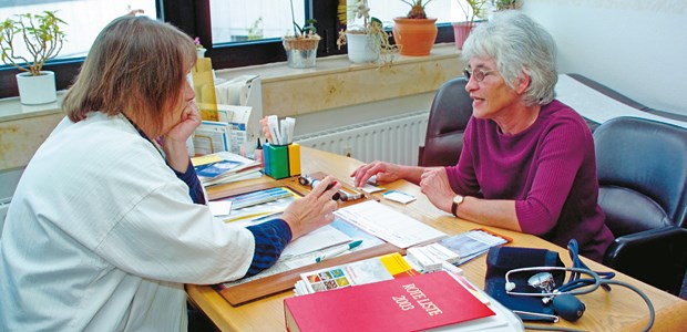 Kassen knöpfen sich die Einzelpraxis vor Einzelpraxis - hat sie wirklich schon ausgedient?