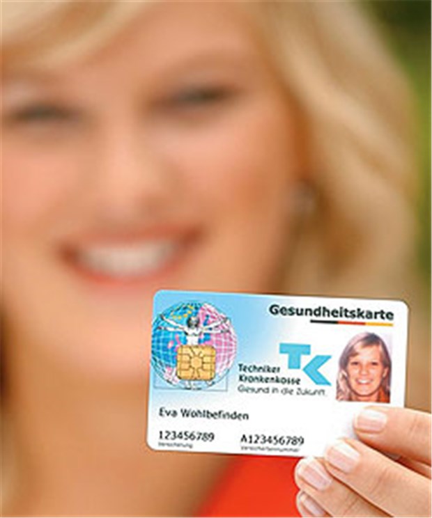 Ist die E-Card rechtswidrig? Elektronische Gesundheitskarte: Ein Vermerk der KBV lässt derzeit Zweifel an der Rechtssicherheit der neuen Versichertenkarte aufkommen.