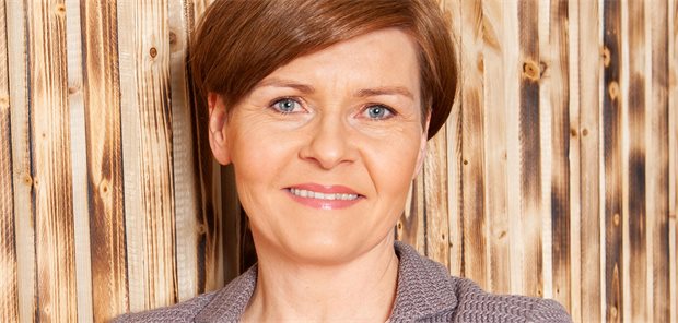 Elisa Johannsdottir 