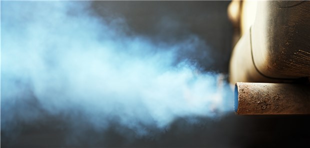 Wie gefährlich sind denn jetzt Luftschadstoffe? Emissionen des Autoverkehrs: Dazu gehört neben Abgasen auch der Abrieb von Bremsen und Reifen.