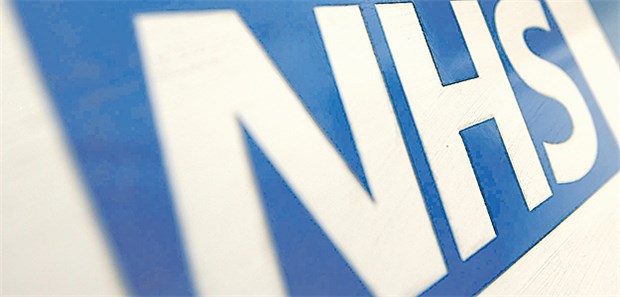NHS-Patienten vor OP: Ab in die Warteschlange Ende Juni 2017 warteten mehr als vier Millionen Patienten auf eine Operation im staatlichen britischen Gesundheitsdienst (NHS).