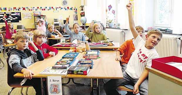 Sachsen-Anhalts Kinder im Fokus Engagierte Erstklässler: In Sachsen-Anhalt wird geprüft, wie fit sie mit Blick auf ihre Gesundheit sind.