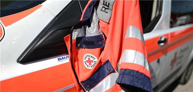 Entlastung nötig: Sanitäter werden zu immer mehr Einsätzen gerufen – auch in Hessen.