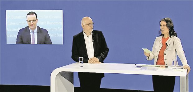 Eröffnung auf Abstand. Zum Auftakt des Fachärztetages war Gesundheitsminister Jens Spahn nur zugeschaltet. Moderatorin Jessica Hanneken stellte die Fragen an Dr. Dirk Heinrich (oben) sowie an Dr. Axel Schröder (M.) und Dr. Christian Albring.
