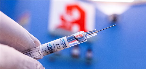 Apotheker ready für die Corona-Impfung to go Erst lokale Modellprojekte zur Grippeimpfung, jetzt bundesweit mit COVID-Vakzinen am Start: Die Apotheker haben erfolgreich einen Fuß in die ambulante Versorgung gesetzt.