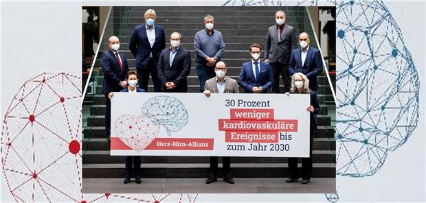 Herz-Hirn-Allianz: Ehrgeizige Ziele gegen Todesursache Nummer 1 Erste Partner der Herz-Hirn-Allianz: Vertreter von Fachgesellschaften, Industrie und Patientenverbänden präsentieren das Hauptziel der Initiative – 30 Prozent weniger kardiovaskuläre Ereignisse. Novartis, M: sth