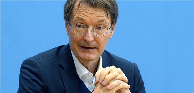 Lauterbach hält an dreimonatigem Corona-Genesenenstatus fest Es bleibt bei 90 statt zuvor 180 Tagen: Aber Gesundheitsminister Professor Karl Lauterbach (SPD) holt die Definition des Genesenenstatus nach durchgemachter Coronainfektion wieder ins Ministerium.