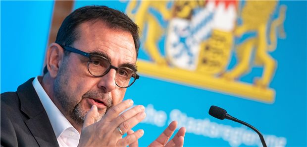 Hotspot-Strategie: Bayern verschärft die Corona-Regeln Es braucht jetzt konsequente Maßnahmen, um einen Kollaps der Gesundheitssysteme zu verhindern, so Bayerns Gesundheitsminister Klaus Holetschek.