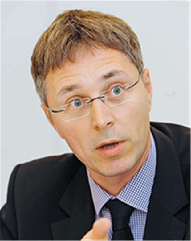 AOK wehrt sich gegen neue Fesseln für Wahltarife "Es darf keine Einschränkung von Wettbewerb und Wahlmöglichkeiten geben." (Jürgen Graalmann, AOK-Bundesvize)