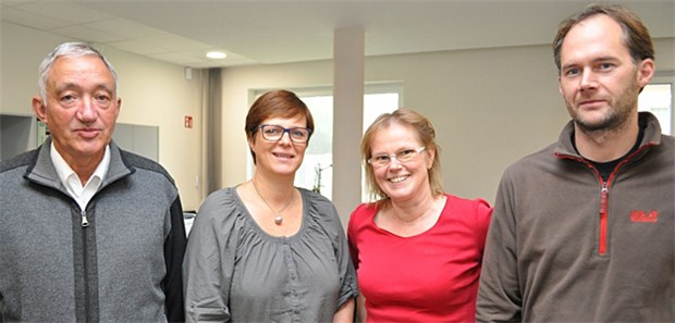 Boomendes Gesundheitshaus Es hängt immer an Einzelpersonen: Bürgermeister Dr. Ernst-Jürgen Lode (l.) mit Ärzten im Woldegker Gesundheitshaus.