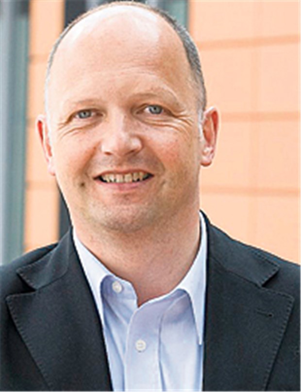 Der Fall Muhammet findet vorläufig kein Ende "Es ist unfair, bei einer Betrachtung von medizinischen Sachverhalten den Ärzten Diskriminierung vorzuhalten", sagt Professor Norbert W. Paul, Direktor des Instituts für Geschichte, Theorie und Ethik der Medizin der Uni Mainz.