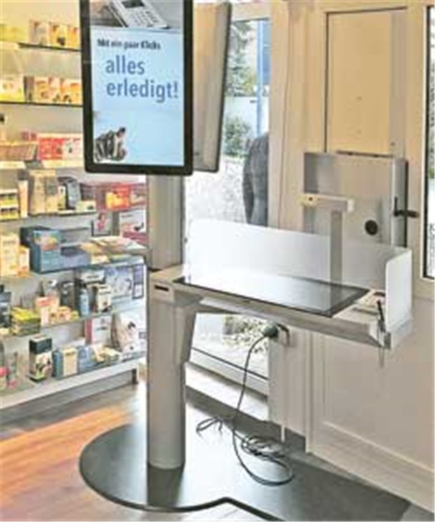 Patienten können Krankmeldung in Apotheke abgeben Es steht: Eines der ersten Gesundheitsterminals geht in einer Apotheke im hessischen Meinhard in Betrieb.