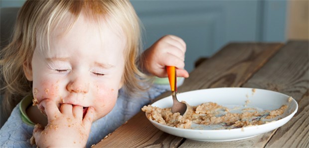 Schlaue Eltern, schlanke Kinder? Essen, was schmeckt? Übergewicht bei Babys kann durch eine Schulung der Eltern verhindert werden.