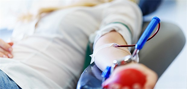 Was Blutspender im Ausland bekommen Etwa drei Prozent der Menschen in Deutschland spenden Blut, wird geschätzt.