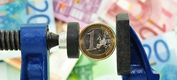 Sonder-VV und Streikpläne Euro in der Schraubzwinge: Was wird aus dem Honorar der Niedergelassenen?