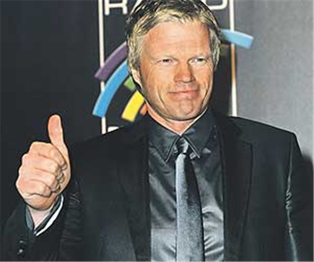 Ex-Sportler als Motivatoren Ex-Fußballprofi und Erfolgsautor mit dem Buch "Ich. Erfolg kommt von innen": Oliver Kahn.