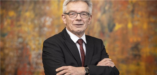 „Fairer Preiswettbewerb ist nur in Kenntnis der tatsächlichen Kosten möglich“: Der G-BA-Vorsitzende Professor Josef Hecken und die weiteren hauptamtlichen G-BA-Mitglieder lehnen die Möglichkeit der Vereinbarung vertraulicher Erstattungspreise ab.