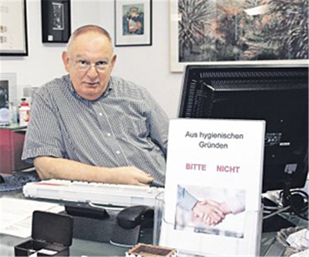 Arznei-Verordnung wie in der IT-Steinzeit? Fast alles elektronisch: Bei Dr. Zlatko Prister werden viele Arbeitsprozesse per Tastaturbefehl beschleunigt.