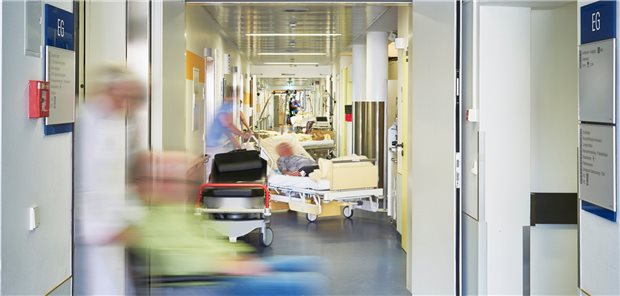 Ärzte kritisieren Zerrbild der Diabetesversorgung in Kliniken Fast jeder fünfte Krankenhauspatient leidet laut einer Studie an Diabetes mellitus. (Symbolbild mit Fotomodellen)
