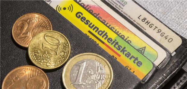 Fehlende Euro: Krankenkassen schlagen ob der Finanzierung der GKV weiter Alarm.